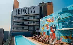 Barcelona Princess